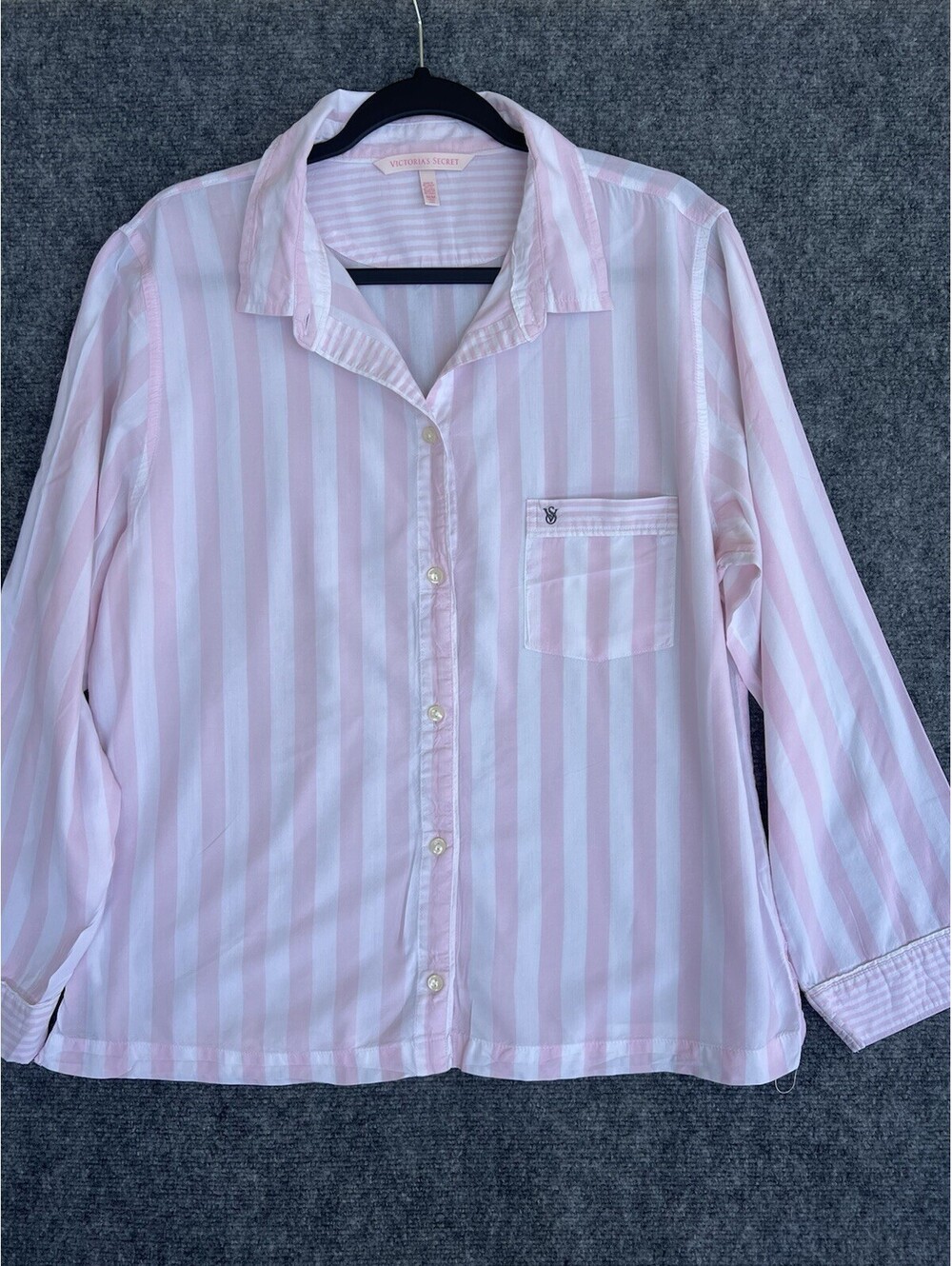 Victoria’s secret pajama top Button Up sleep wear striped Pink White Size M.